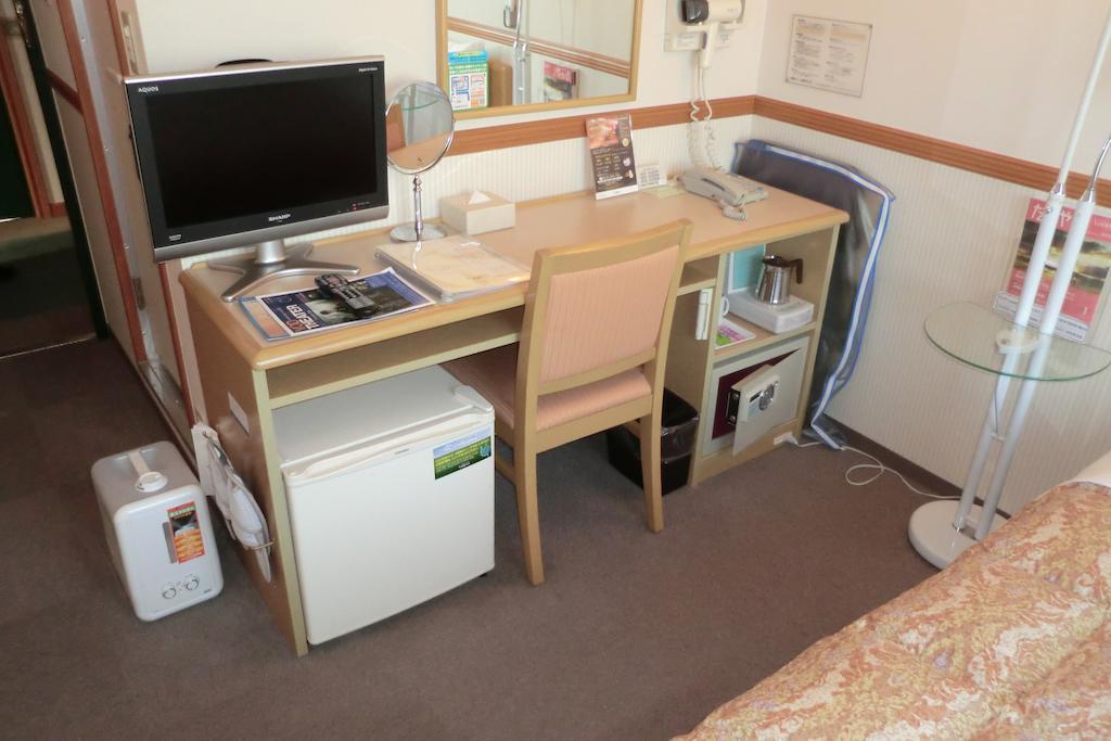 Toyoko Inn Yokohama Minatomirai-Sen Nihon-Odori Ekimae Pokoj fotografie