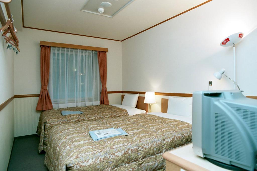 Toyoko Inn Yokohama Minatomirai-Sen Nihon-Odori Ekimae Pokoj fotografie